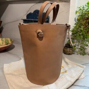 Lindquist Object Cyl in Dune Vachetta